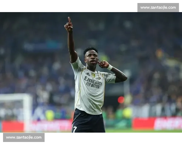 天空体育曝皇马售维尼修斯至沙特 标价 2.5 亿欧起